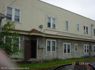 109-111 W Grand St, Nanticoke, PA 18634