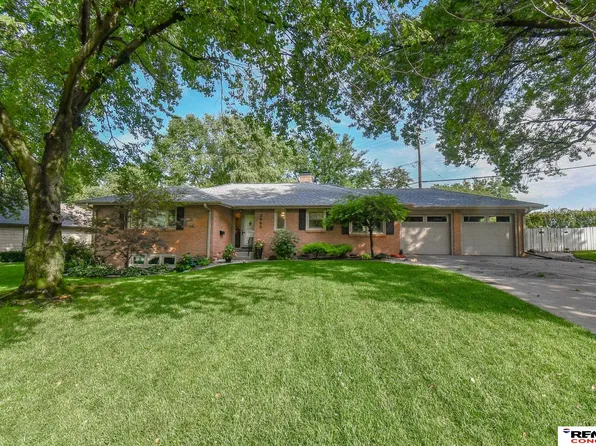 2660 Calvert St, Lincoln, NE 68502
