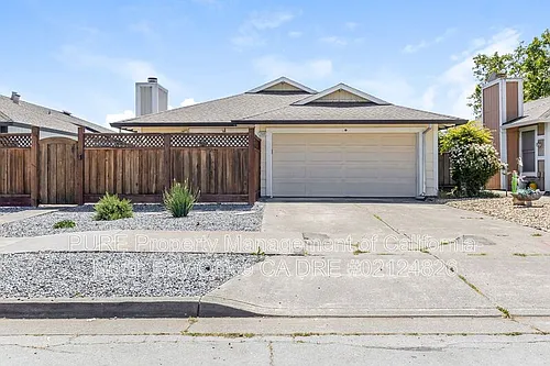 2048 Pinercrest Dr Photo 1