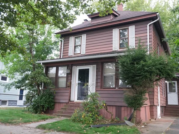 103 Farnsworth St, Springfield, MA 01107