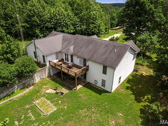 3rd image of 321 Knollwood Dr
