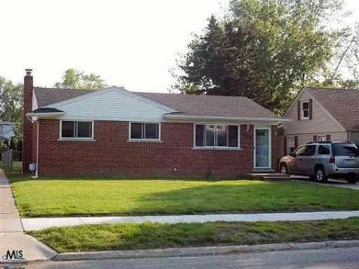 1st image of 24030 Lakewood St