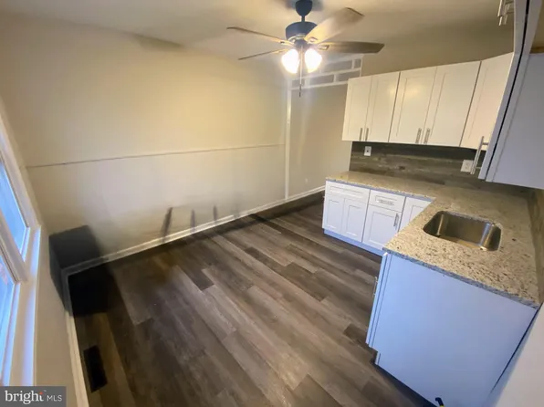 934 Alcyon Dr, Bellmawr, NJ 08031