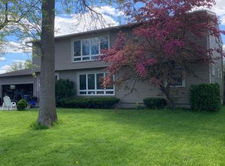 6439 Wells Dr #2, East Syracuse, NY 13057