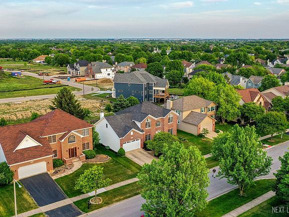 3rd image of 4116 Schillinger Dr