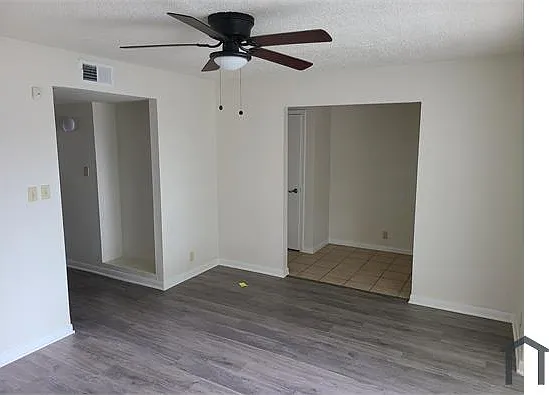 3 bed, 1738 sqft, $1,699 — Photo 2