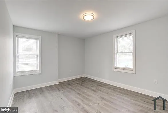 608 E 9th St #2 — Photo 3