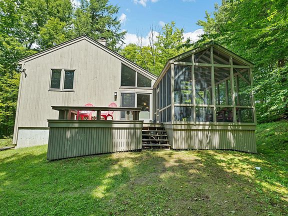 3rd image of 1383 King Hill Road