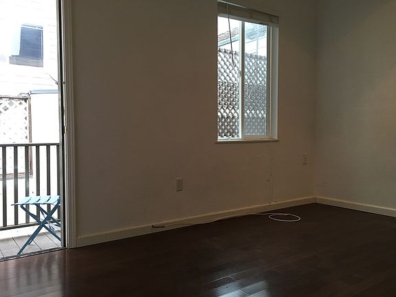 4th image of 482 Linden St #A