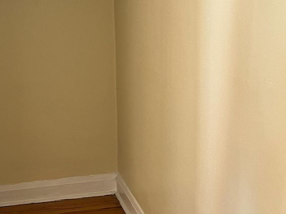 5th image of 5442 S Harper Ave APT 206