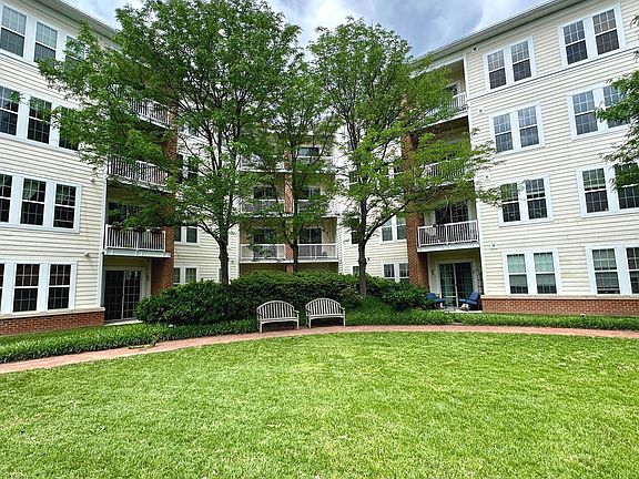 4th image of 400 Cameron Station Blvd APT 301