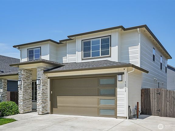 3rd image of 16712 NE 95th Street