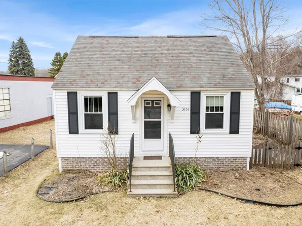 3454 Hall Ave, Marinette, WI 54143