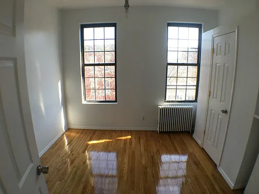 Rented by Bond New York | media 44