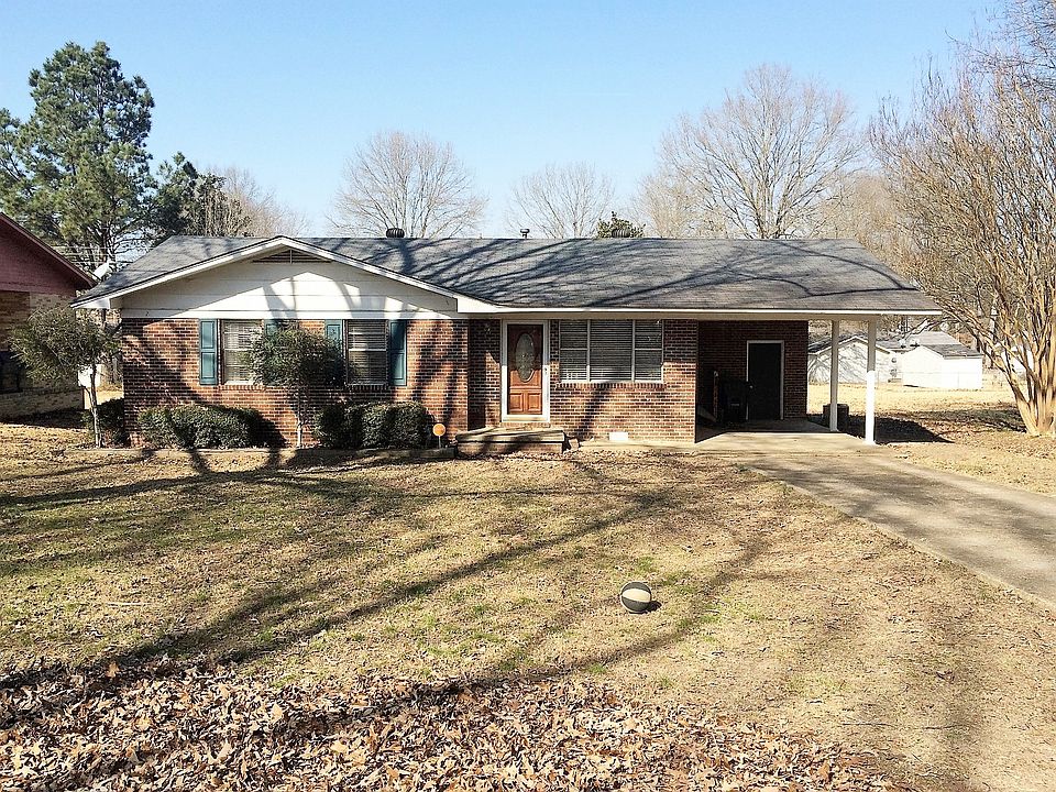 1st image of 108 Oak Dr