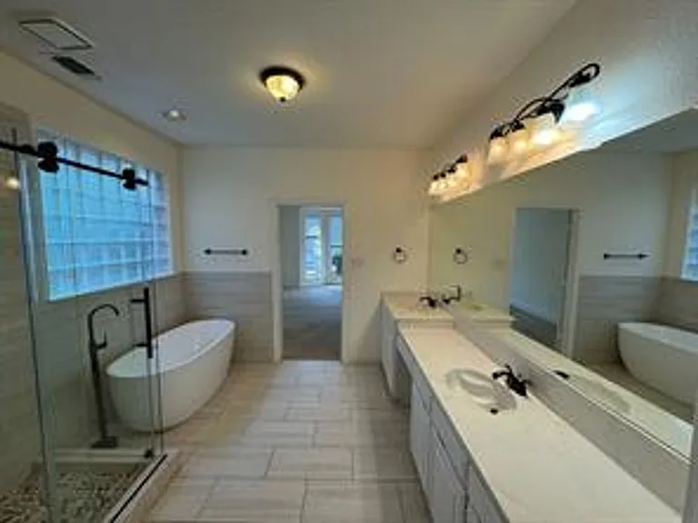 1100 Hunters Creek Dr — Photo 25