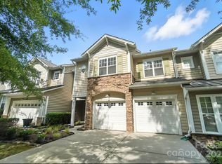 8323 Brookings Dr, Charlotte, NC 28269