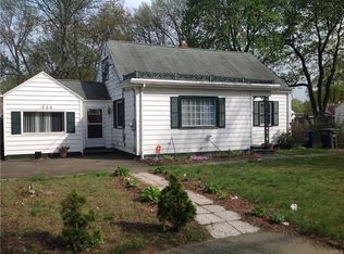 844 Huntington Tpke, Bridgeport, CT 06610