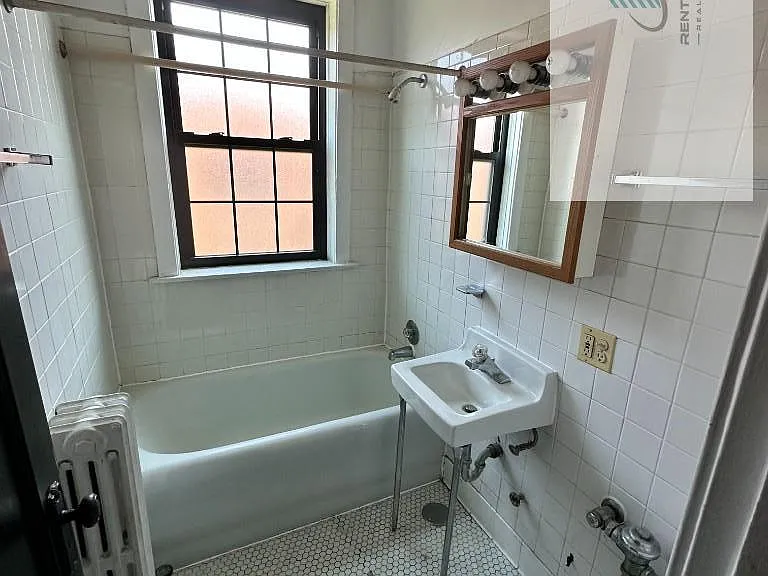 5018-40 N Lincoln Ave #2505-B4 — Photo 11