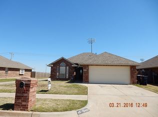 15900 Vicki Dr, Oklahoma City, OK 73170