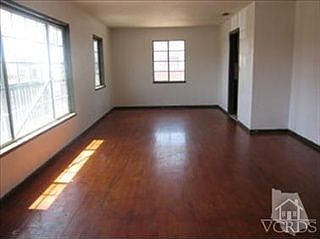 2nd image of 611 Corsicana Dr