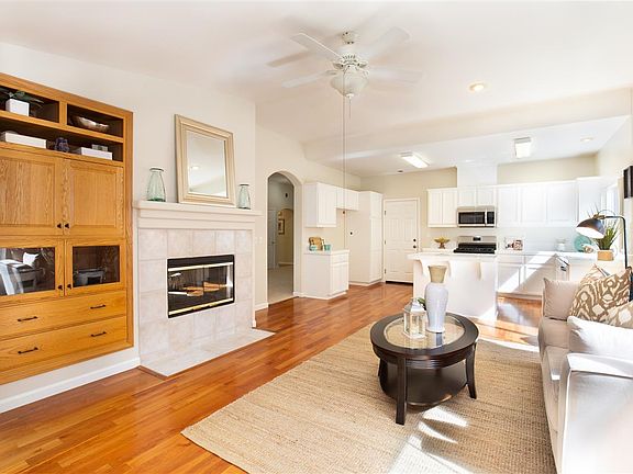 5th image of 312 Manor Park Cir