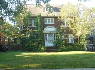 3136 Corydon Rd, Cleveland Heights, OH 44118