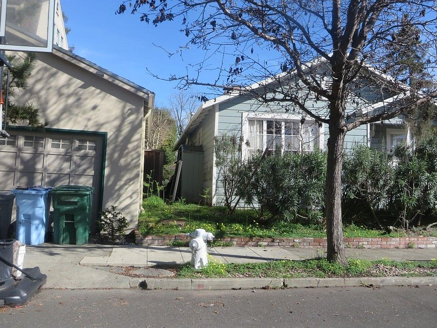 2nd image of 1311 Acton St
