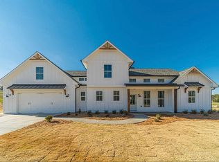 83 Bill Watkins Rd, Hoschton, GA 30548