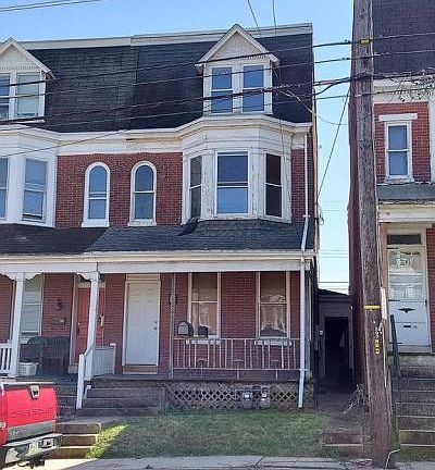 2nd image of 1290 W King St
