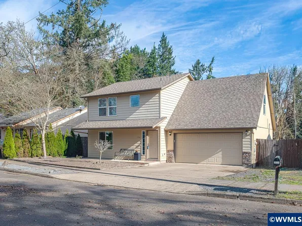 1708 Fir St, Sweet Home, OR 97386