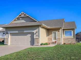 672 N Redbud Ct, Valley Center, KS 67147