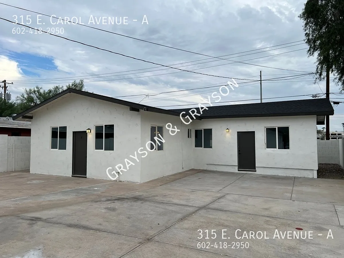 Building Photo - 315 E Carol Ave