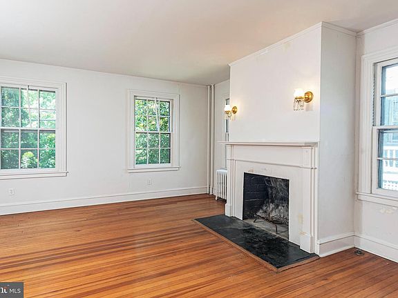 5th image of 78 Alexander St