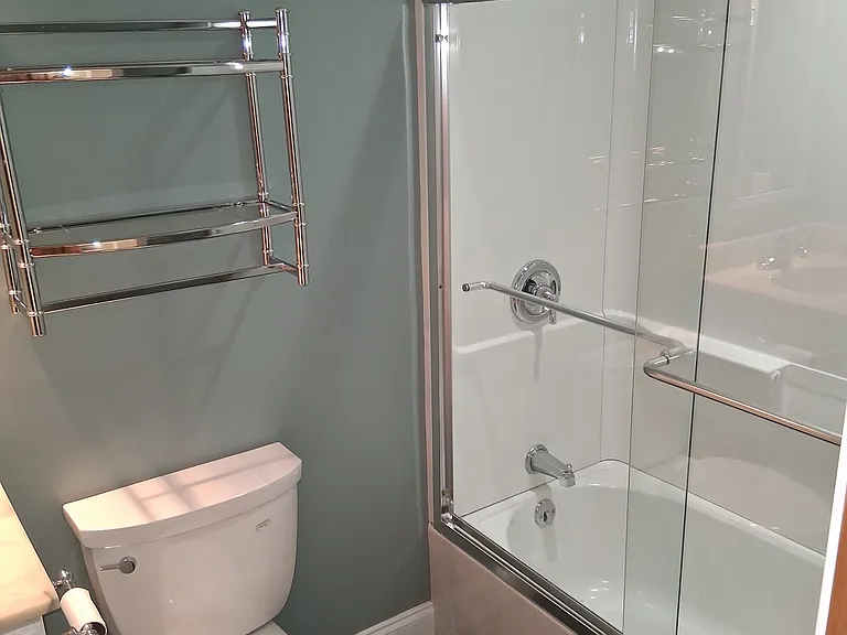 12368 Lakeshore Dr — Photo 20