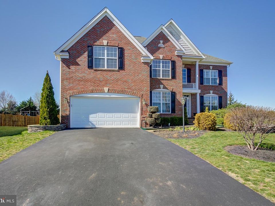 1st image of 13667 America Dr