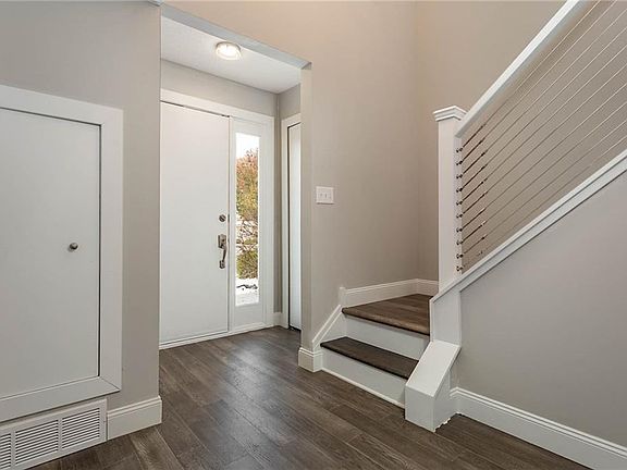 4th image of 21403 Cherry Way #3-14