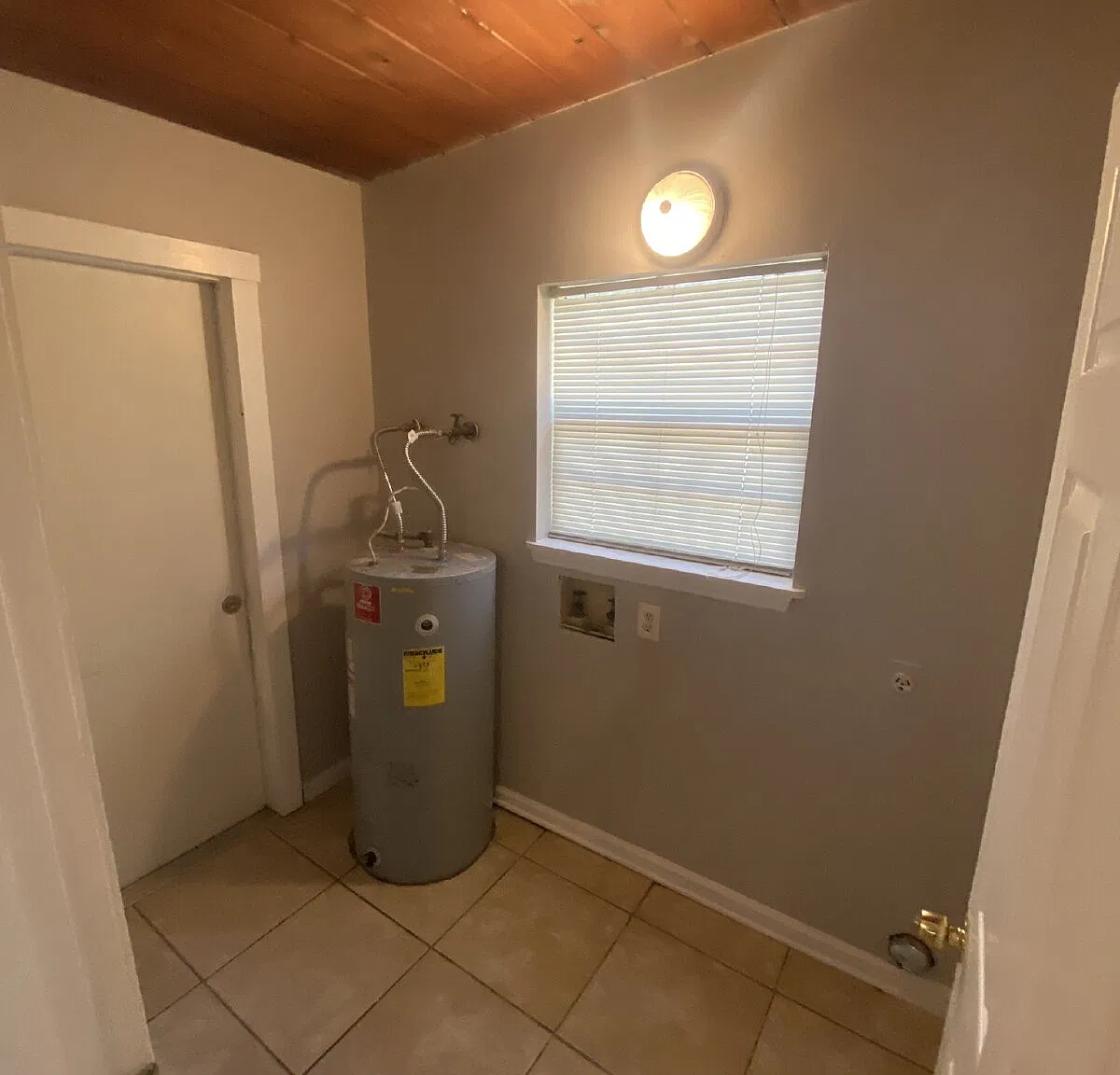 4 bed, 2.0 bath, 1380 sqft, $1,150 — Photo 4