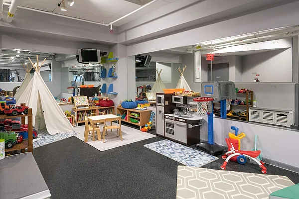 Rented by Sotheby's International Realty | media 23