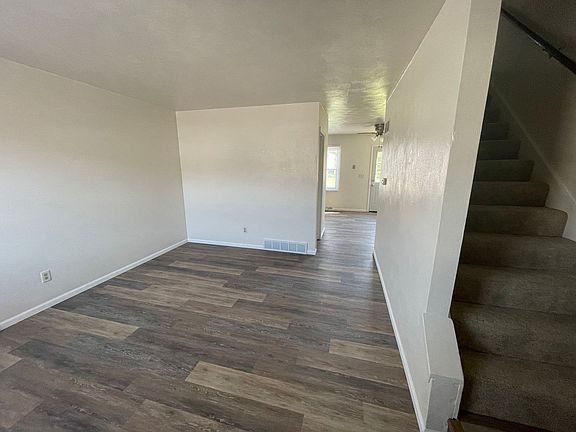 3rd image of 641-725 W 61st St
