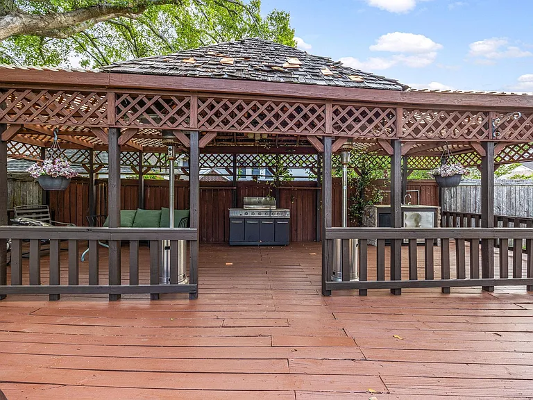 19806 Sunbridge Ln — Photo 31