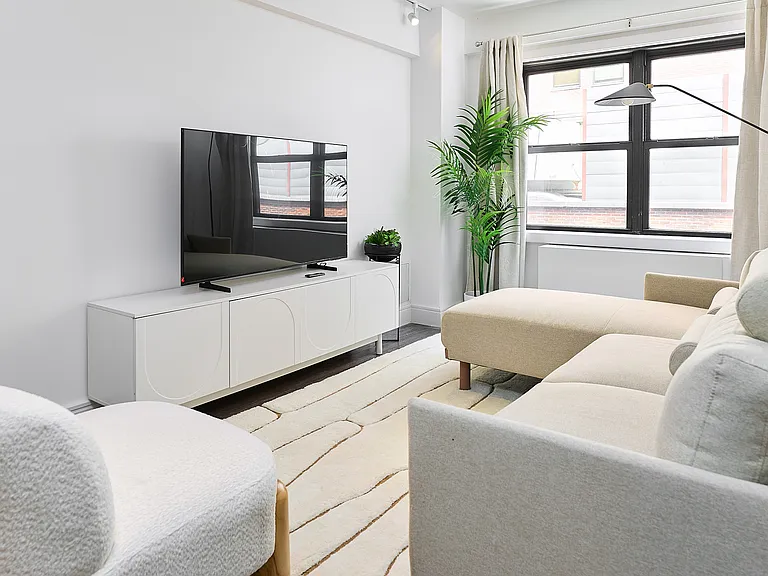 225 E 63rd St #10L — Photo 3