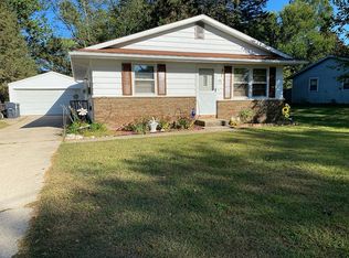 308 N Miller St, Paw Paw, MI 49079
