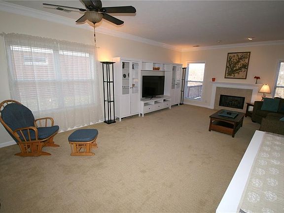 5th image of 8418 Somerville Dr