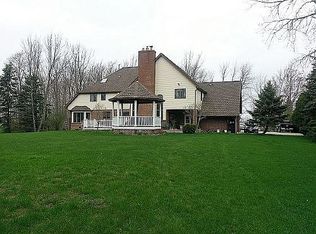 1780 Hall Rd, Elma, NY 14059