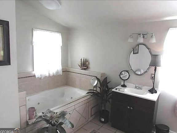 4th image of 17343 S Highland Ave