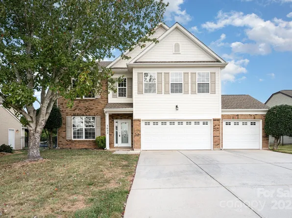 5632 Verrazano Dr, Waxhaw, NC 28173