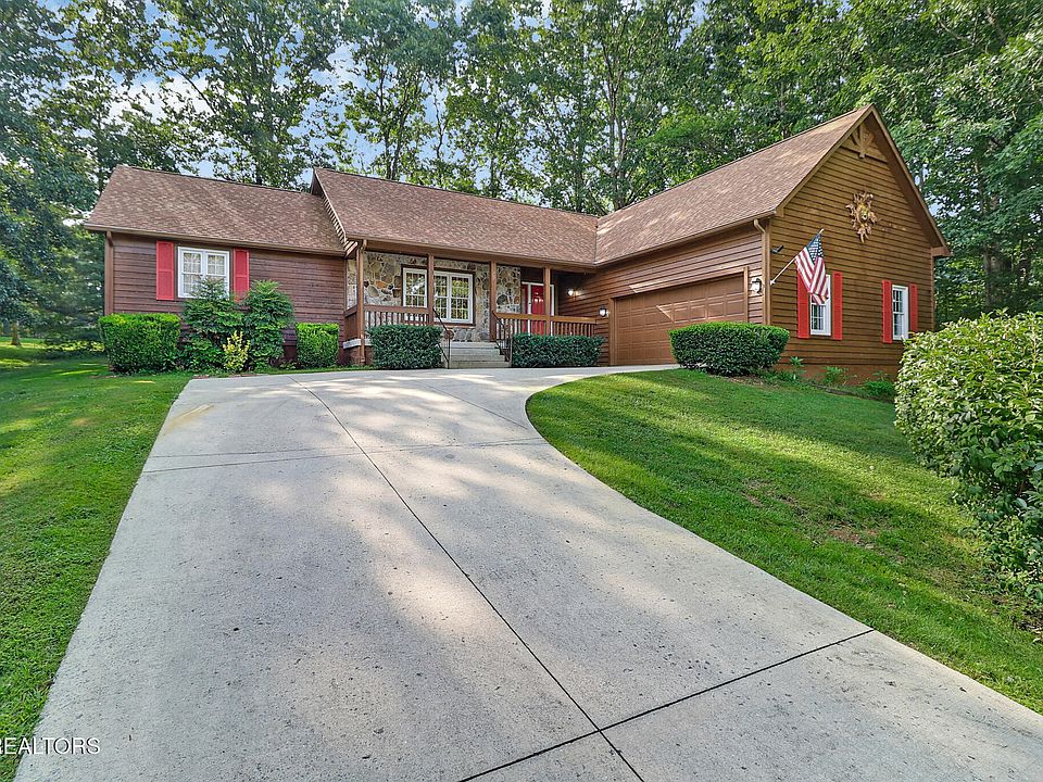1st image of 25 Amesbury Ct
