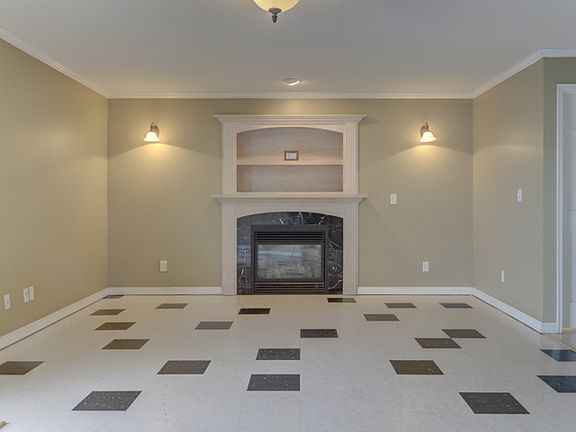 One of 3 living rooms!