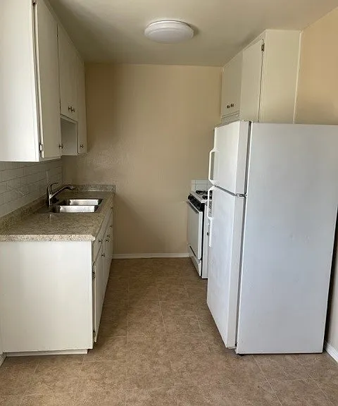 17-401 I Ave #14-15 — Photo 1